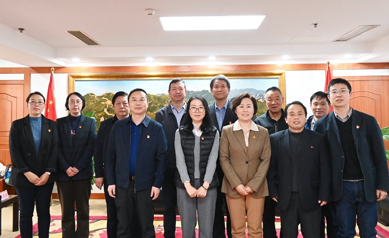中國(guó)鹽業(yè)協(xié)會(huì)黨支部召開2022年度組織生活會(huì)和開展民主評(píng)議黨員